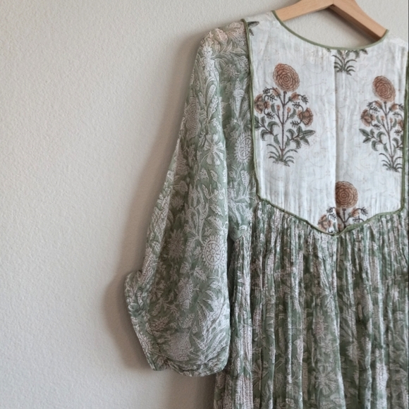 Daughters Of India Diya Midi Dress Pistachio Green XS - Picture 8 of 16